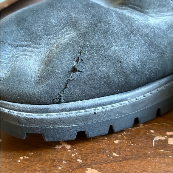 Men's Black Leather Boots - Picture 4 of 10